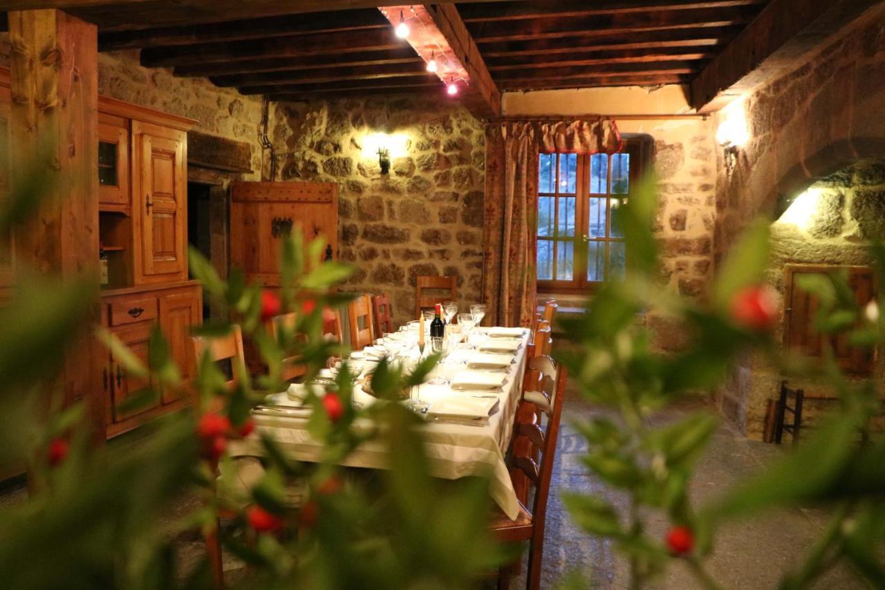 Le Petit Chateau Du Villard Le Malzieu-Forain Bagian luar foto