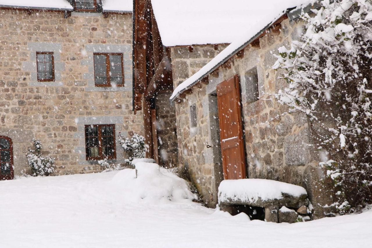 Le Petit Chateau Du Villard Le Malzieu-Forain Bagian luar foto