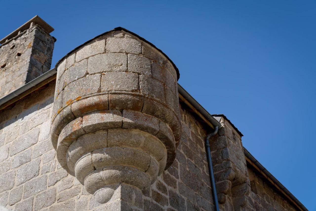 Le Petit Chateau Du Villard Le Malzieu-Forain Bagian luar foto