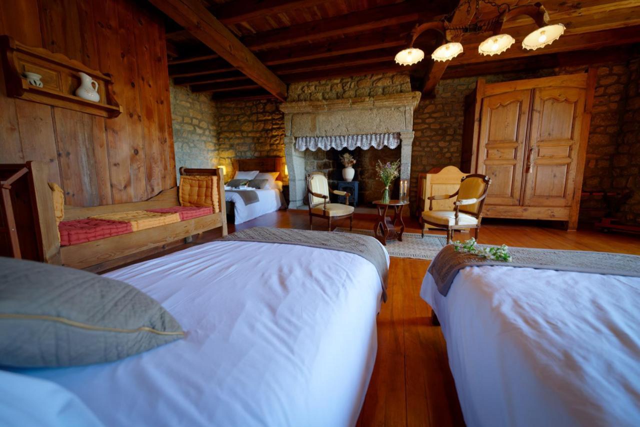 Le Petit Chateau Du Villard Le Malzieu-Forain Bagian luar foto